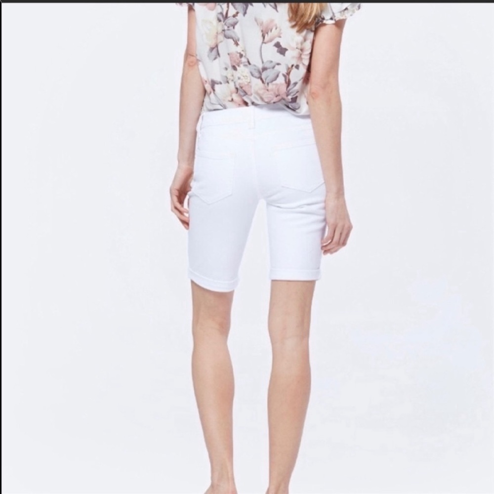 PAIGE Jax Bermuda Knee Jean shorts Optic white